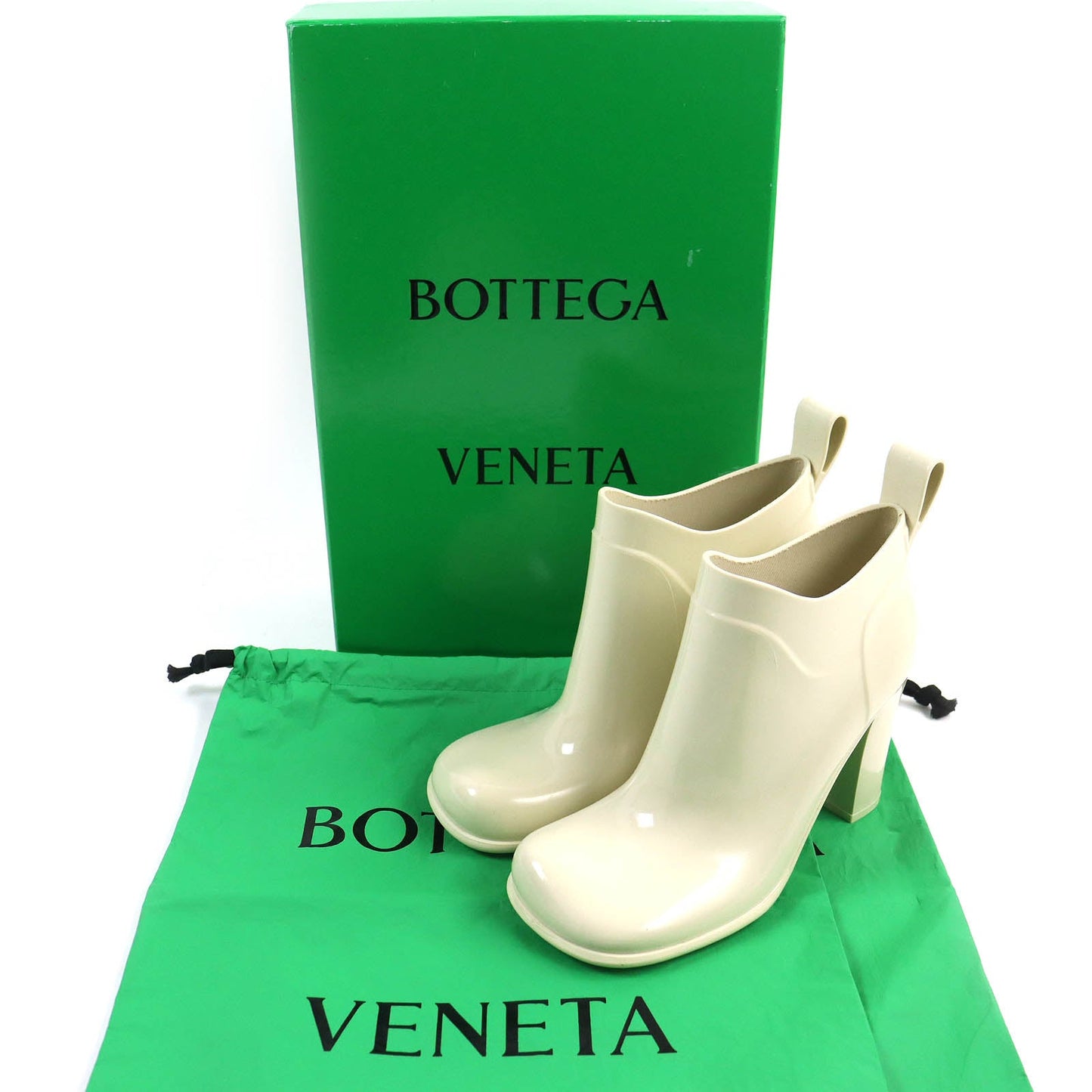 Bottega Veneta Rain booties Size 38 Pre Owned 100% Authentic Minimal wear near-new✨Pre owned Condition