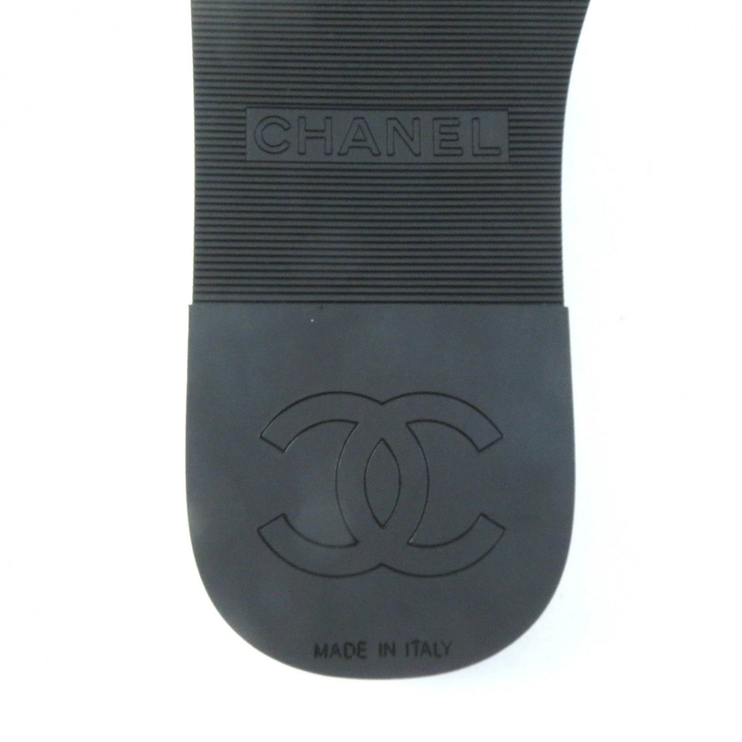 CHANEL Designed by Karl Lagerfeld, 2010s 100% Authentic Pre-Owned