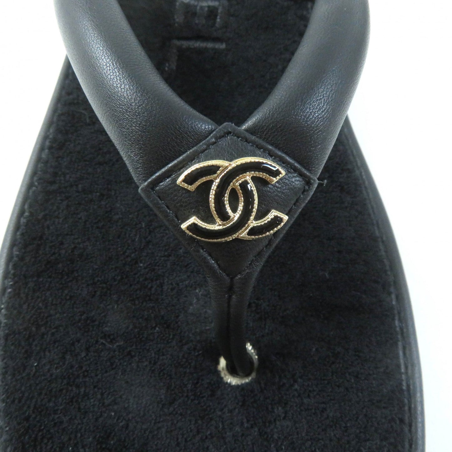 CHANEL Designed by Karl Lagerfeld, 2010s 100% Authentic Pre-Owned