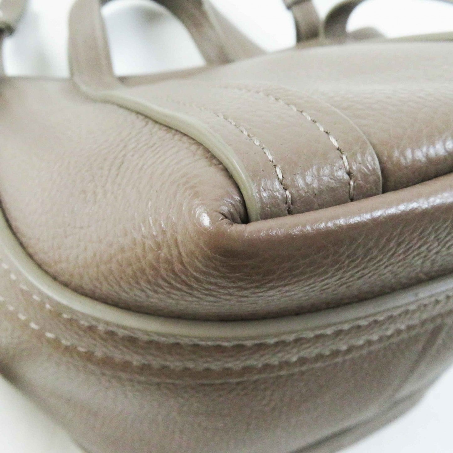 BALENCIAGA 2020s Everyday XS North South 2020s Tote Bag in Brown Leather – Designed by Demna Gvasalia 100% Authentic Pre-Owned Near New✨condition