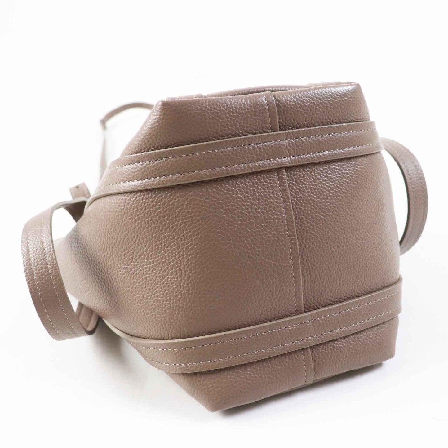 BALENCIAGA 2020s Everyday XS North South 2020s Tote Bag in Brown Leather – Designed by Demna Gvasalia 100% Authentic Pre-Owned Near New✨condition