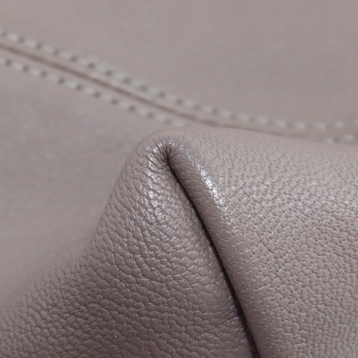 Longchamp Classic Leather Logo Line (2000s Collection) Leather Gray – 100% Authentic ✨Excellent Pre-Owned