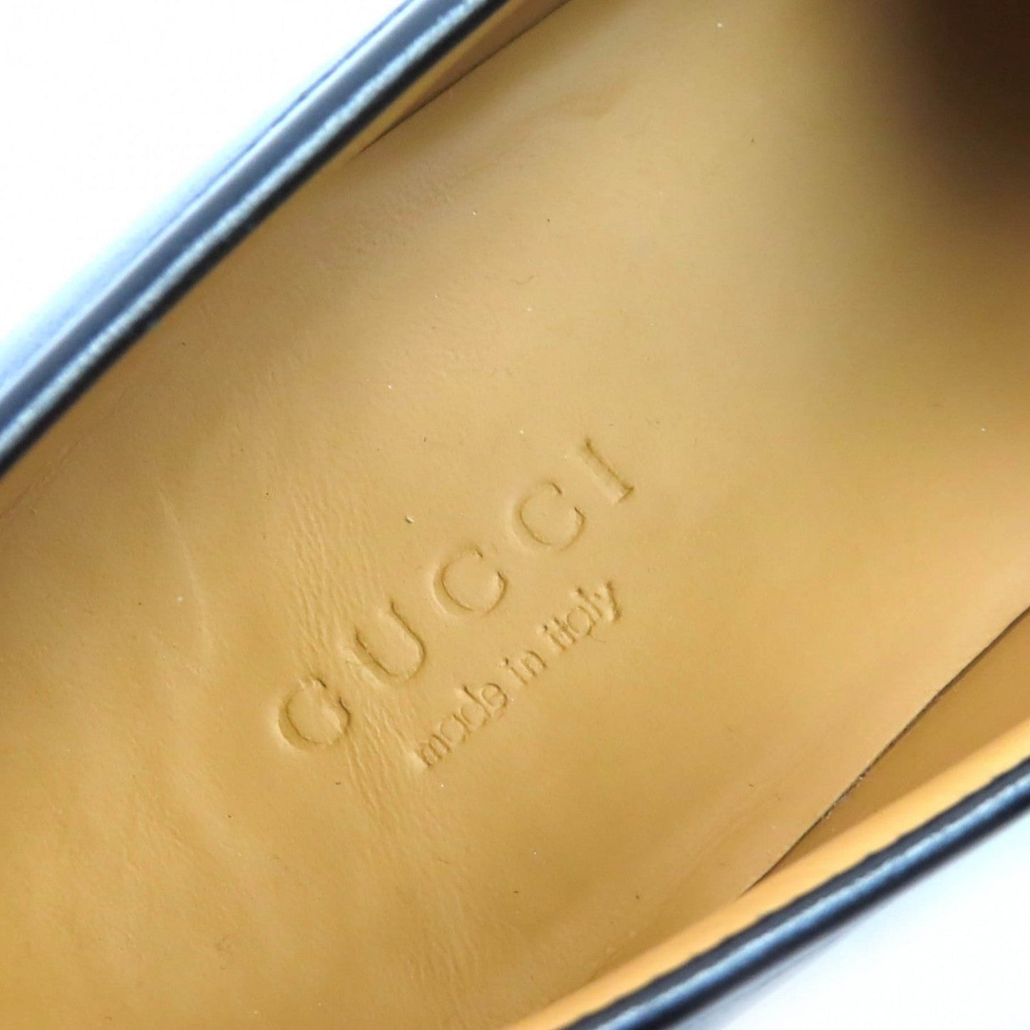 GUCCI Loafers
Designer / Year: Alessandro Michele – 2022 Collection 100% Authentic Pre-Owned S Rank Like✨New✨