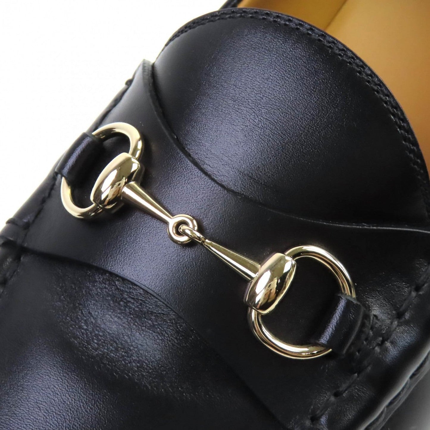 GUCCI Loafers
Designer / Year: Alessandro Michele – 2022 Collection 100% Authentic Pre-Owned S Rank Like✨New✨