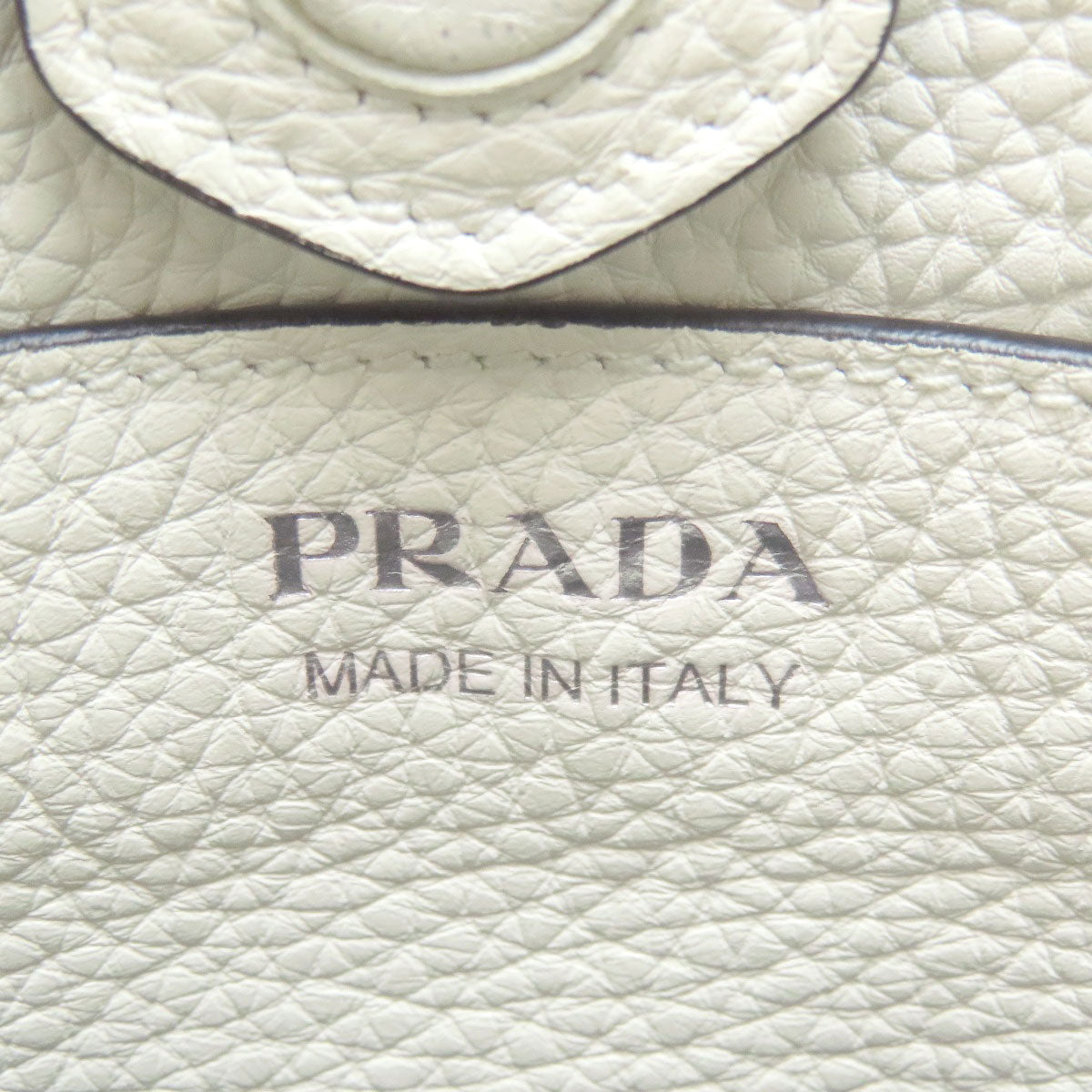 PRADA – Leather Shoulder Bag “Bianco N” – White – 2WAY – 2000s – 100% Authentic ✨Excellent Pre-Owned Condition