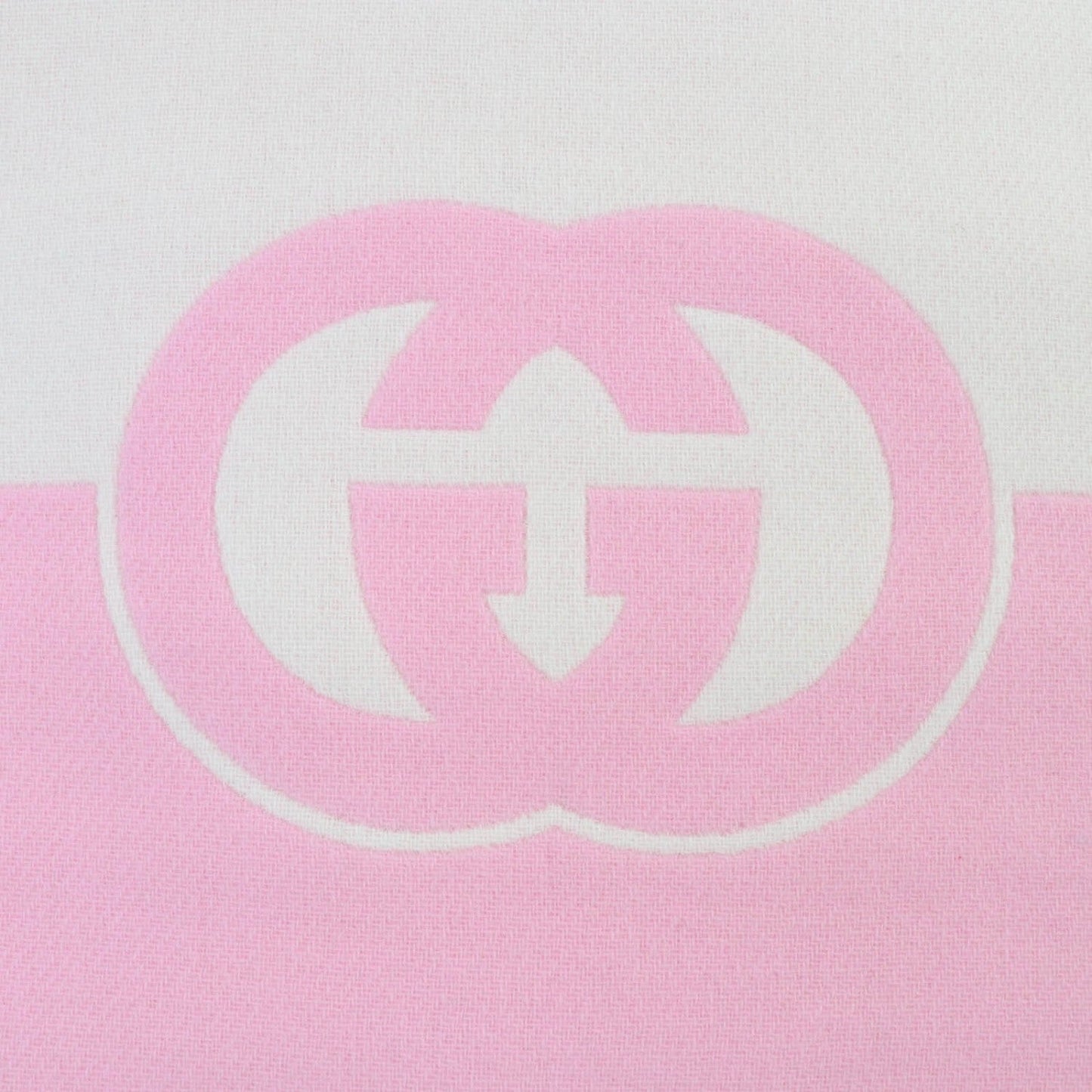 GUCCI – Scarf – Ivory Pink Wool & Cashmere – 100% Authentic Pre-Owned ✨Unused Condition