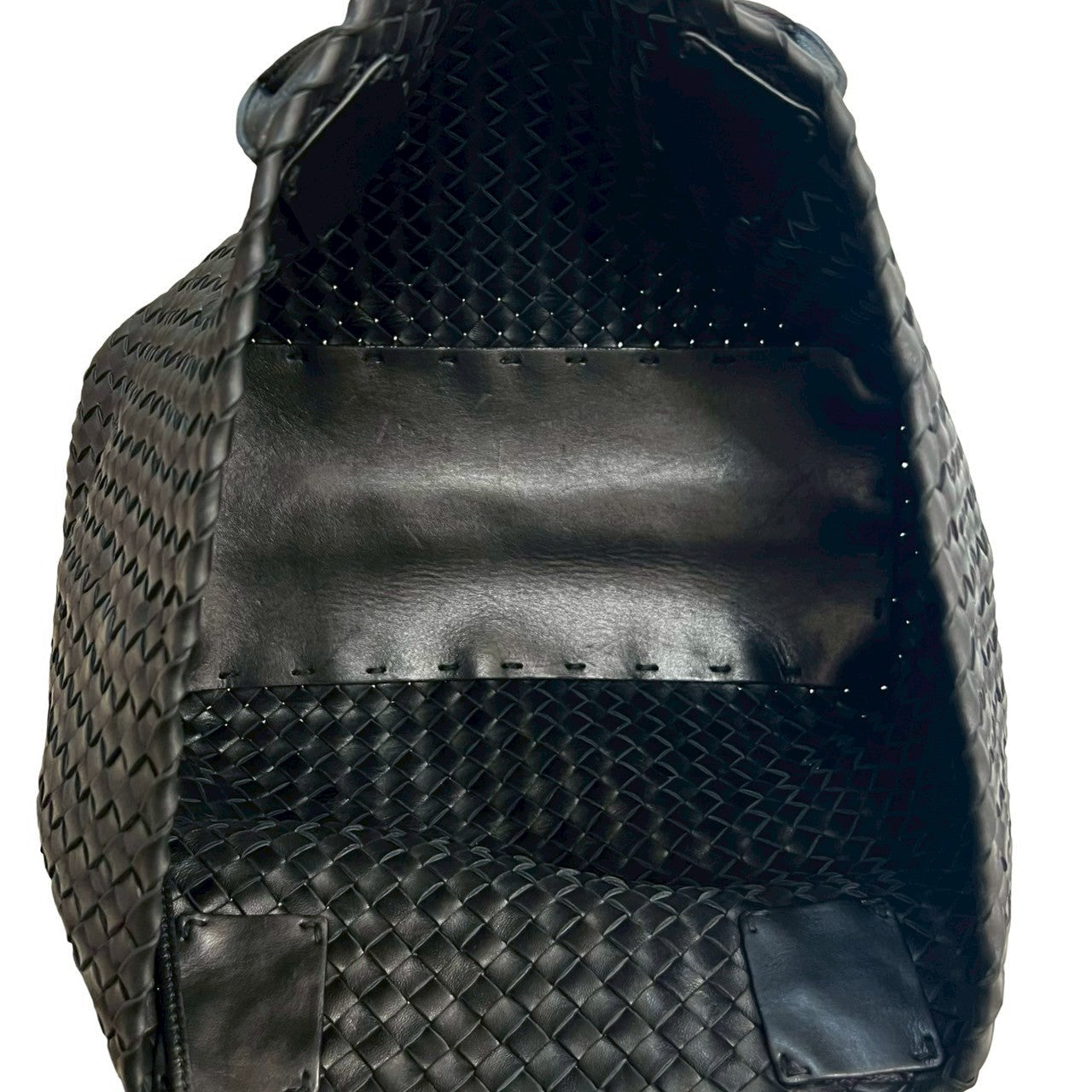 Bottega Veneta – Tote – Hippo PM (Petit Modèle ) Intrecciato 100% Authentic Pre-Owned ✨Very Goodl Condition ~38% MSRP
