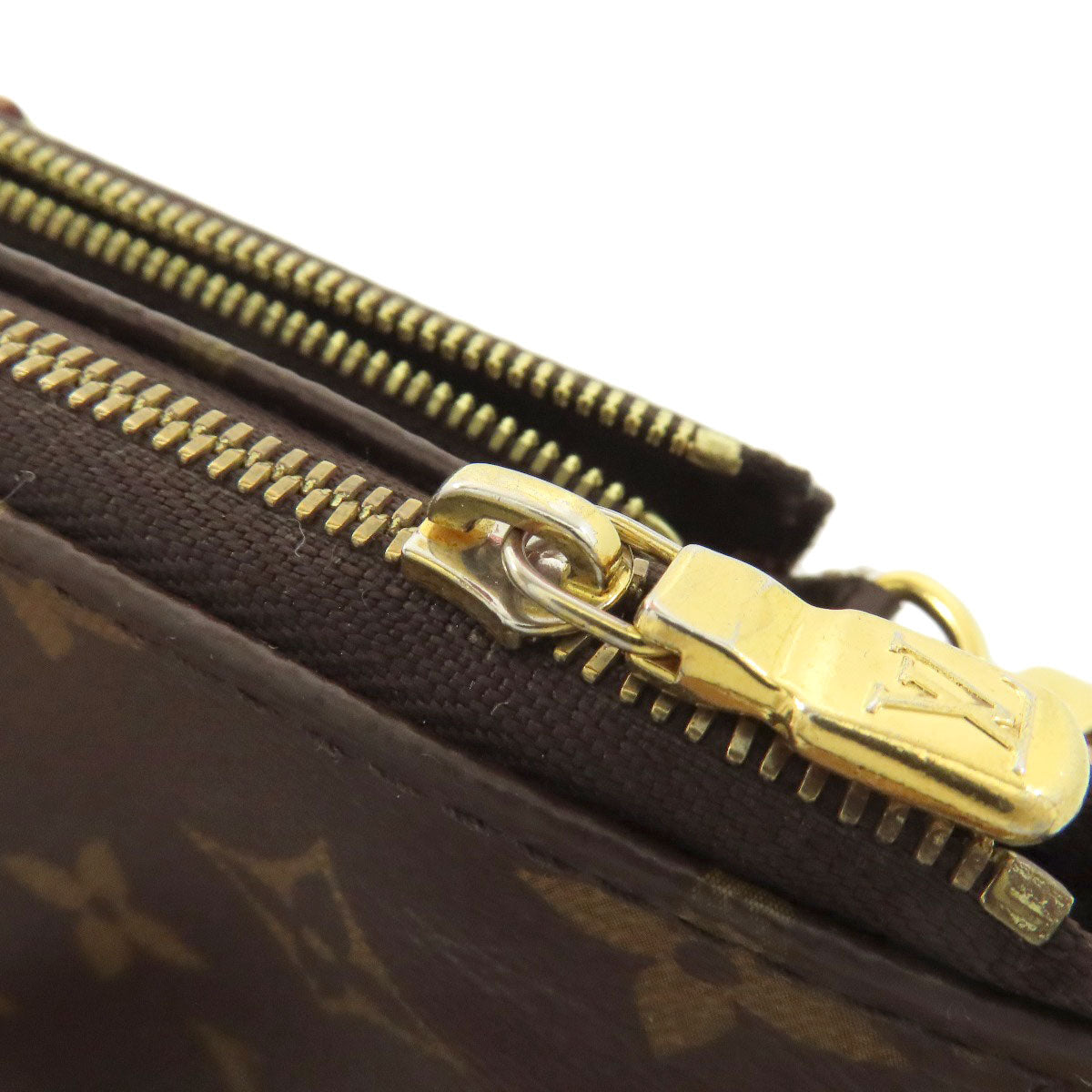 Louis Vuitton Multi Pochette Accessoires 100% Authentic ✨Excellent Pre-Owned Condition with Minor Wear ~25% MSRP