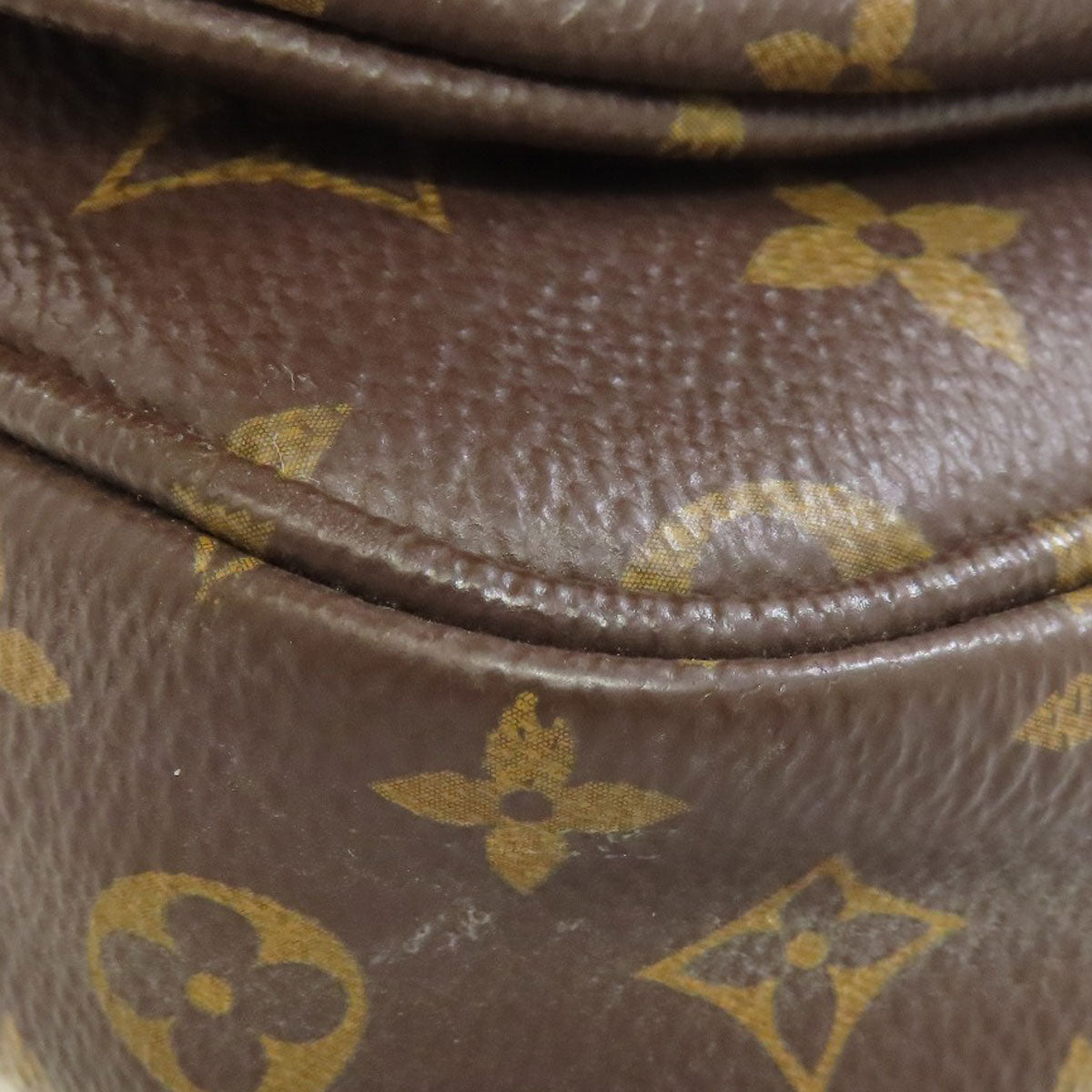 Louis Vuitton Multi Pochette Accessoires 100% Authentic ✨Excellent Pre-Owned Condition with Minor Wear ~25% MSRP