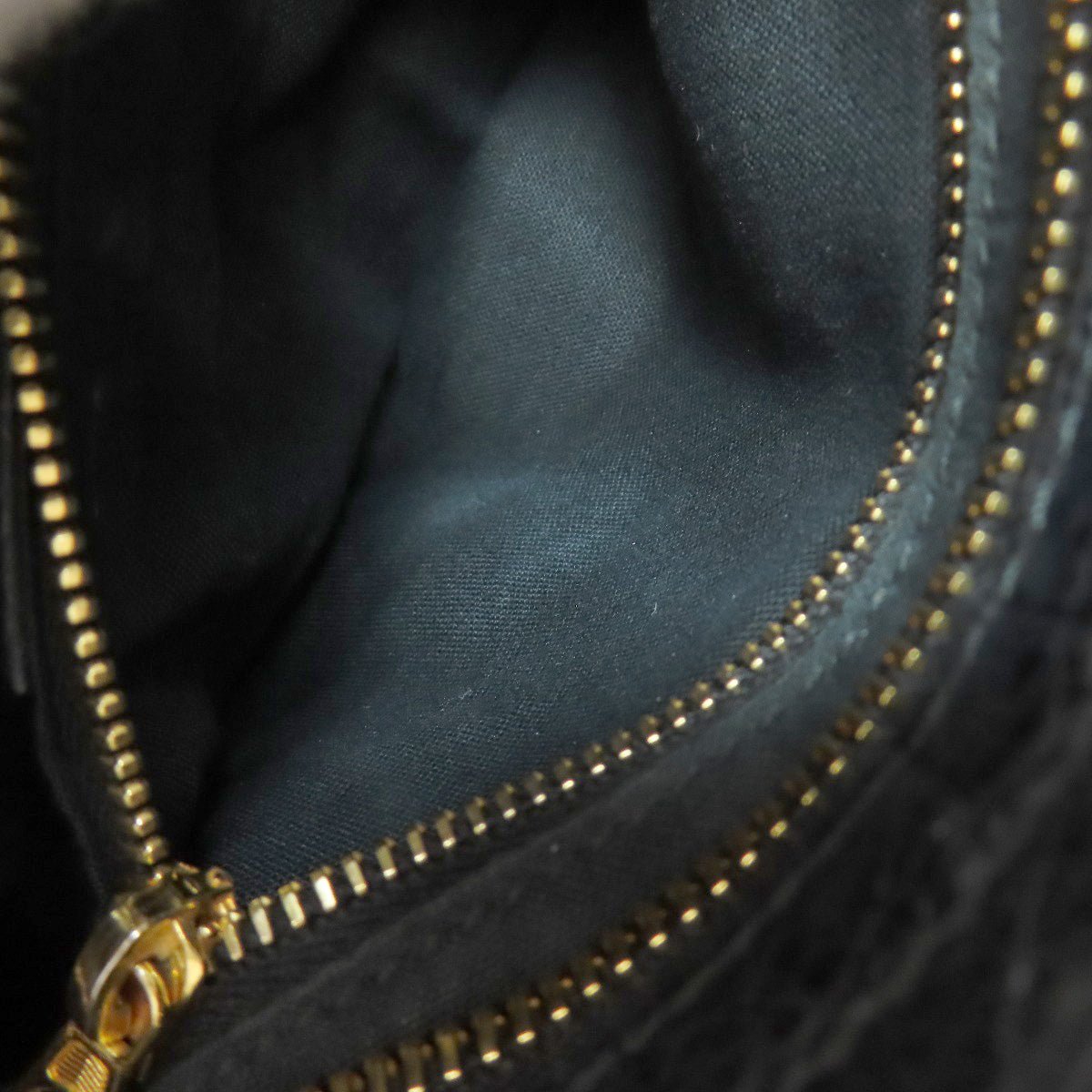 Balenciaga 00024768 by Nicolas Ghesquière – Giant Mini City Bag, 2WAY Style, Black Leather with Giant Gold Hardware, 2010s Collection, 100% Authentic Pre - Owned Item No. 75514657 - LLUXE.CA