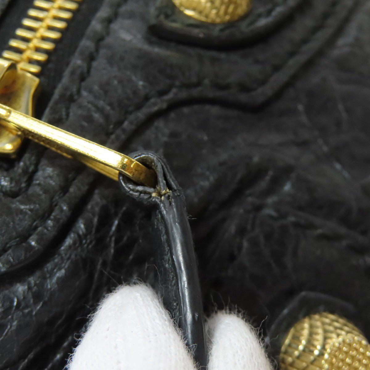 Balenciaga 00024768 by Nicolas Ghesquière – Giant Mini City Bag, 2WAY Style, Black Leather with Giant Gold Hardware, 2010s Collection, 100% Authentic Pre - Owned Item No. 75514657 - LLUXE.CA