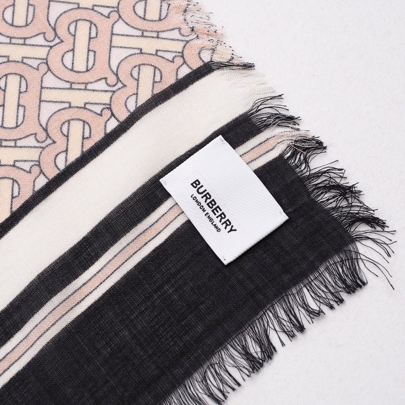 BURBERRY – Wool & Silk Shawl – Model No. 8027472 – Riccardo Tisci – c. 2021 – 100% Authentic Pre - Owned - LLUXE.CA