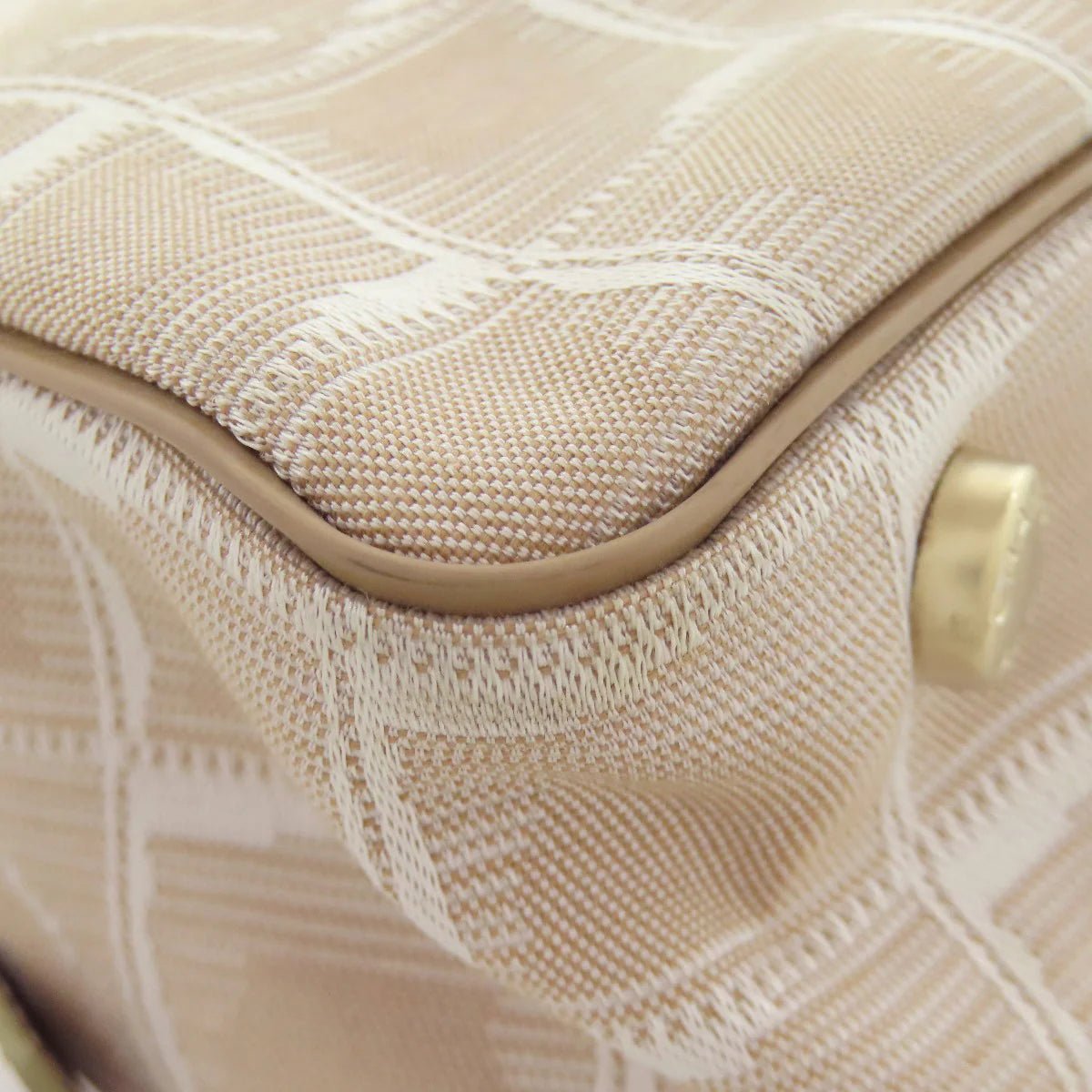 CHANEL ā New Travel Line Handbag ā Beige Nylon Jacquard ā Karl Lagerfeld ā 1999 ā 100% Authentic Pre - Owned - LLUXE.CA