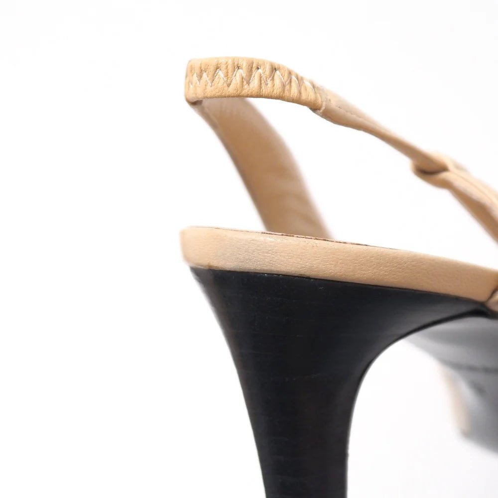 CHANEL – Pumps – Beige with Black Cap Toe – Karl Lagerfeld – Circa 2017 – 100% Authentic Pre - Owned - LLUXE.CA