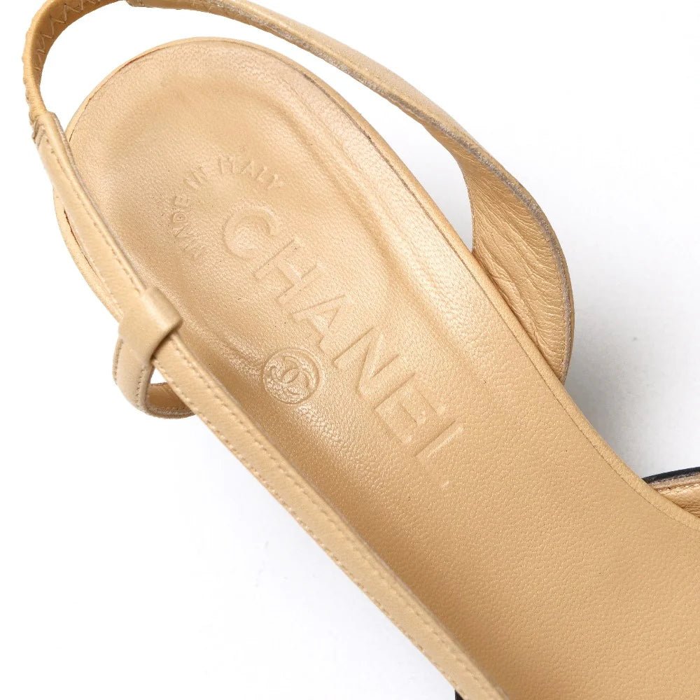 CHANEL – Pumps – Beige with Black Cap Toe – Karl Lagerfeld – Circa 2017 – 100% Authentic Pre - Owned - LLUXE.CA