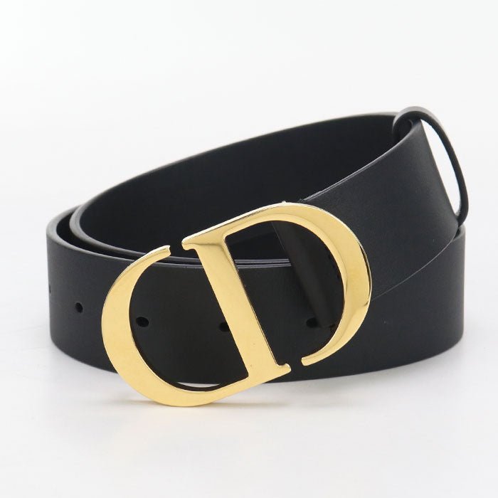 CHRISTIAN DIOR – Leather Belt with Gold CD Buckle – No. usdcd94248011 – Maria Grazia Chiuri – 2020s – 100% Authentic Pre - Owned The total length of the belt is approximately 35.8 inches, which typically corresponds to a US size 28–30 in women’s belt size - LLUXE.CA