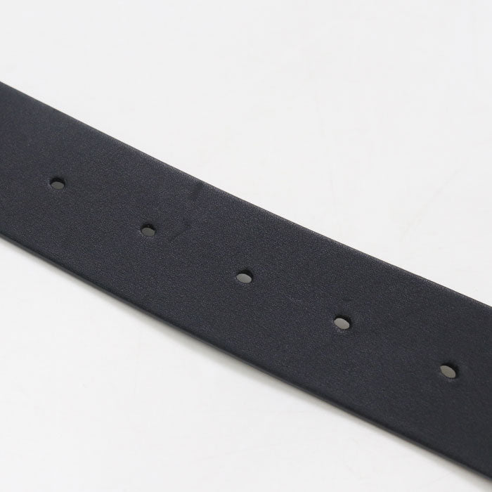 CHRISTIAN DIOR – Leather Belt with Gold CD Buckle – No. usdcd94248011 – Maria Grazia Chiuri – 2020s – 100% Authentic Pre - Owned The total length of the belt is approximately 35.8 inches, which typically corresponds to a US size 28–30 in women’s belt size - LLUXE.CA