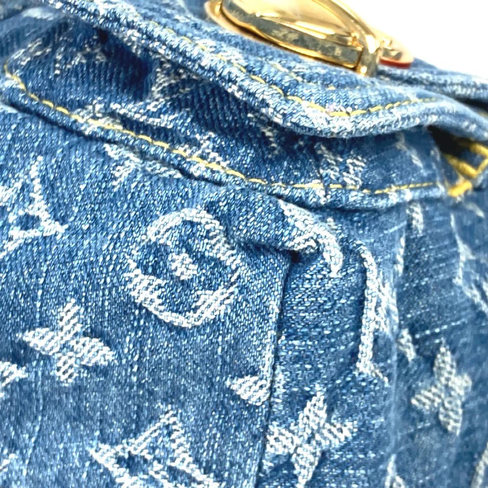 LOUIS VUITTON – Limited Edition NEW - UNUSED Venice Backpack – Model No. M46658 – Nicolas Ghesquière – 2024 – 100% Authentic Item No. 156704 - 22931 - 2 - LLUXE.CA