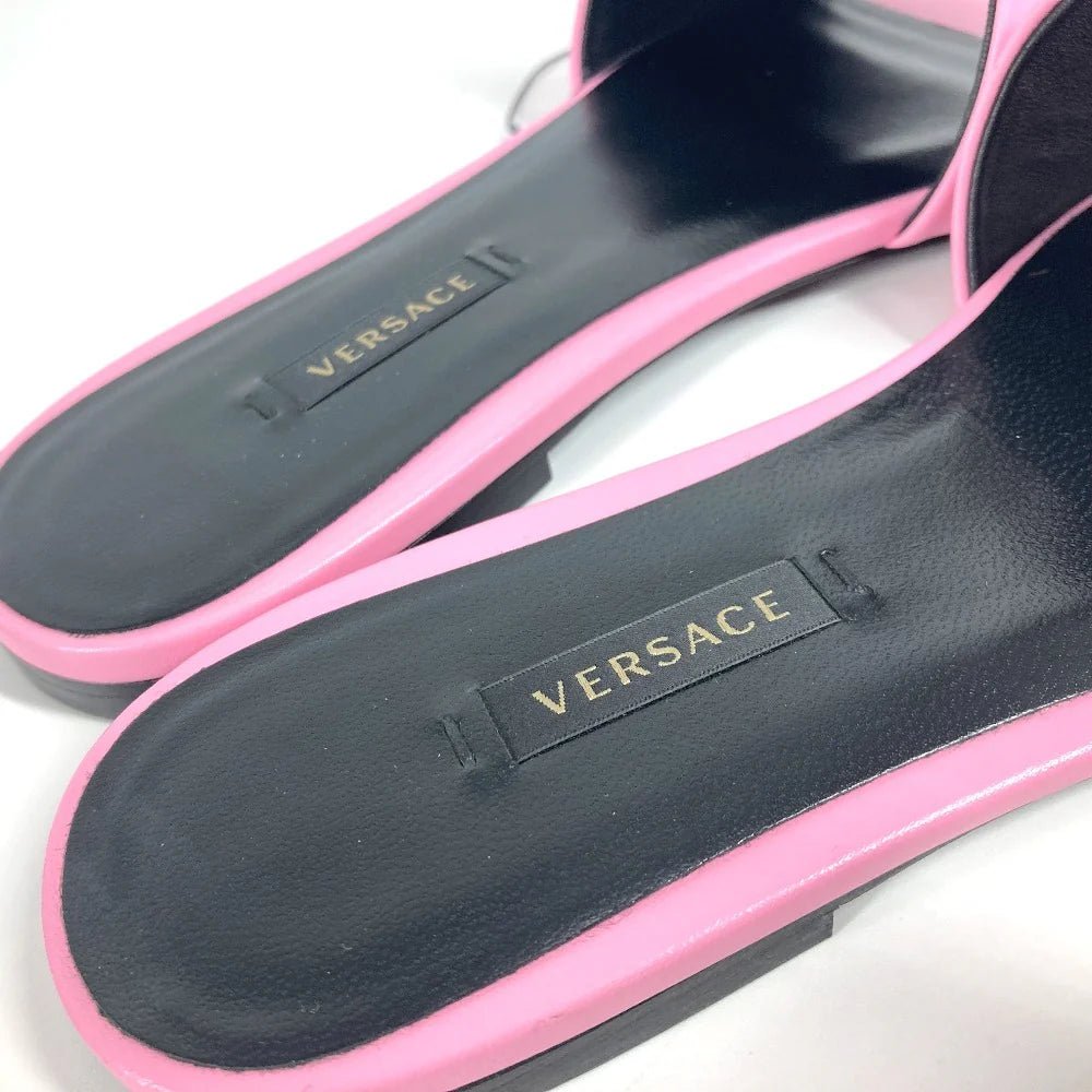 VERSACE – Sandals – Medusa Logo – Pink Leather – Donatella Versace – Circa 2022 – 100% Authentic Pre - Owned - LLUXE.CA