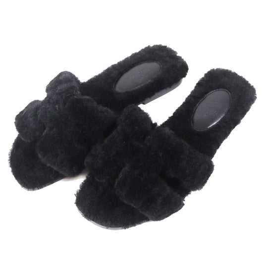 Hermès Oran Sandals in Black Mouton Shearling – Size 35, Designed by Pierre Hardy, 2020s, 100% Authentic ✨Excellent Pre-Owned
