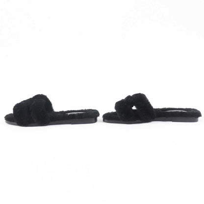 Hermès Oran Sandals in Black Mouton Shearling – Size 35, Designed by Pierre Hardy, 2020s, 100% Authentic ✨Excellent Pre-Owned