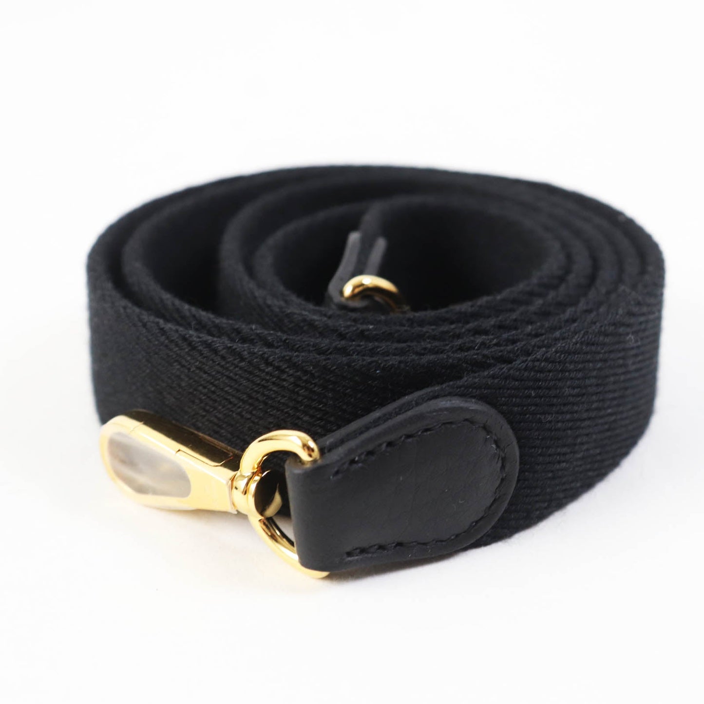 HERMÈS Evelyne TPM (très petit modèle)in Black Taurillon Clémence Leather with Palladium Hardware (2024) – 100% Authentic