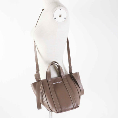 BALENCIAGA 2020s Everyday XS North South 2020s Tote Bag in Brown Leather – Designed by Demna Gvasalia 100% Authentic Pre-Owned Near New✨condition