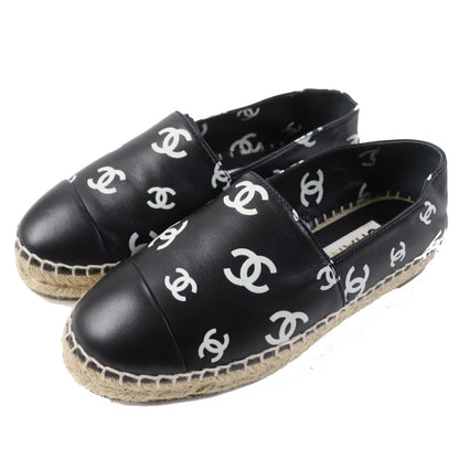 CHANEL Leather Shoes – Black & White Size 35 Collection 22S – 100% Authentic ✨Excellent Pre-Owned Condition, Almost New