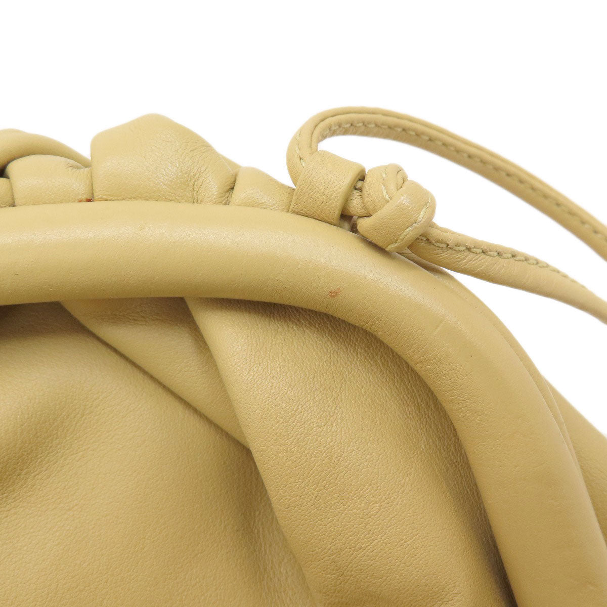 Bottega Veneta –Gamaguchi Frame Shoulder Bag – Beige Calfskin