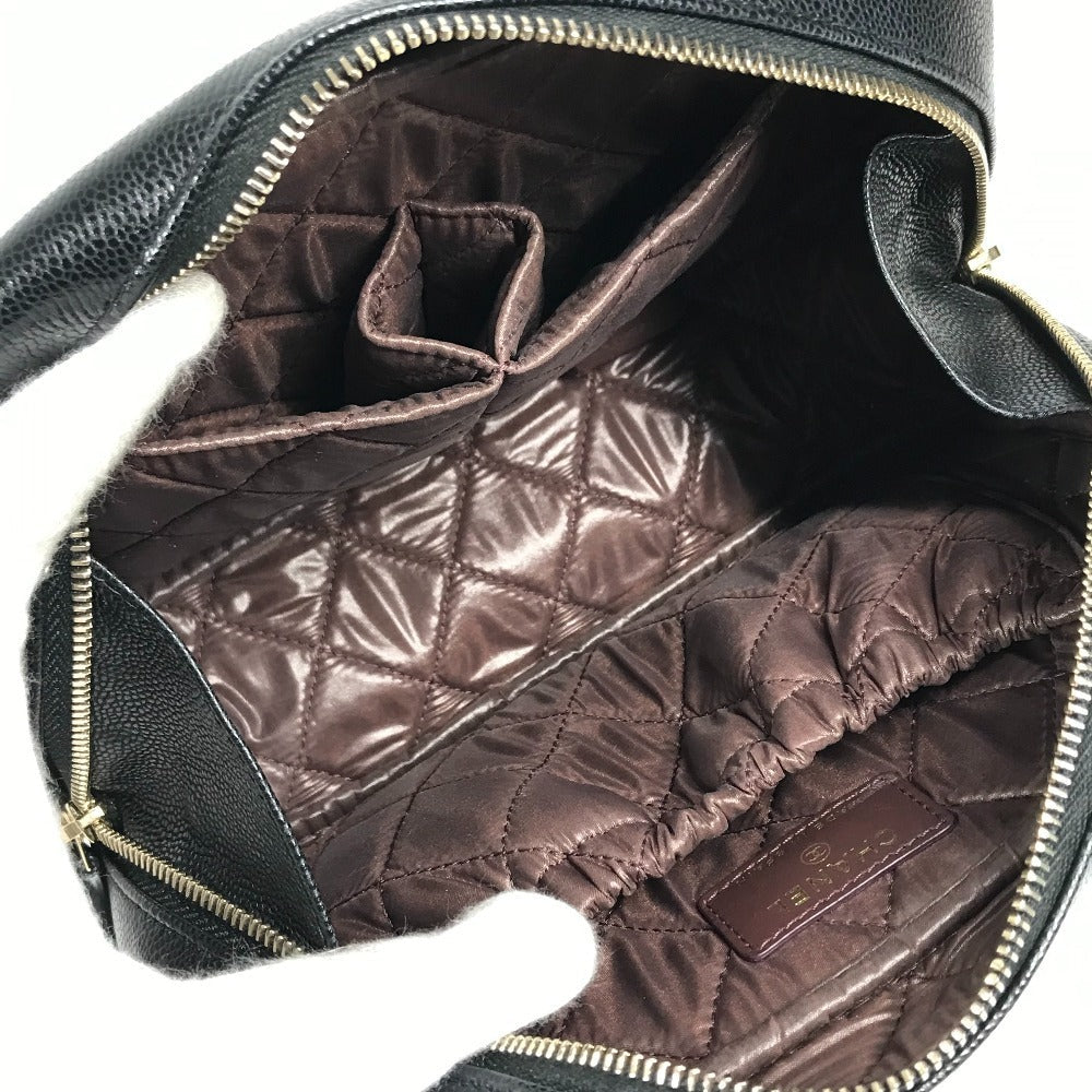 CHANEL – Pouch – CC COCO Mark Logo Matelassée– Karl Lagerfeld Era – Approx. 2018–2019 – 100% Authentic Pre-Owned                      SA Rank ✨ Excellent