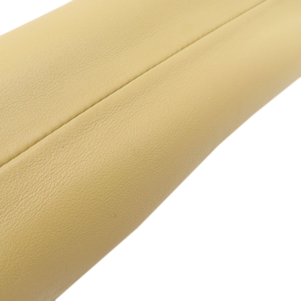 Bottega Veneta –Gamaguchi Frame Shoulder Bag – Beige Calfskin