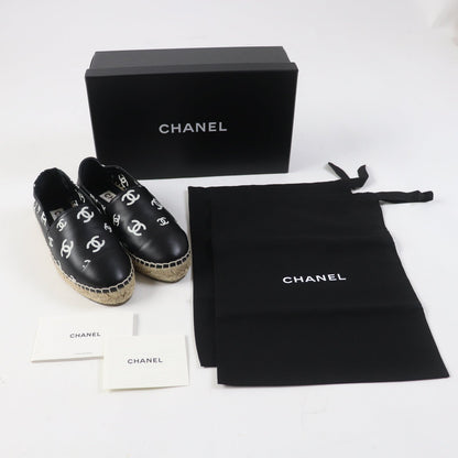 CHANEL Leather Shoes – Black & White Size 35 Collection 22S – 100% Authentic ✨Excellent Pre-Owned Condition, Almost New