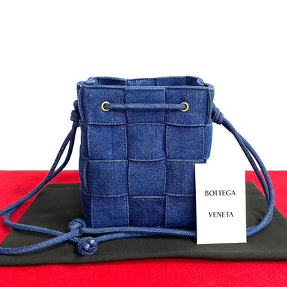 Bottega Veneta Small Cassette Bucket in Blue Denim – Resort 2021, Designed by Daniel Lee, 100% Authentic Pre-Owned