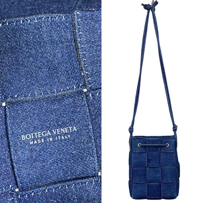 Bottega Veneta Small Cassette Bucket in Blue Denim – Resort 2021, Designed by Daniel Lee, 100% Authentic Pre-Owned