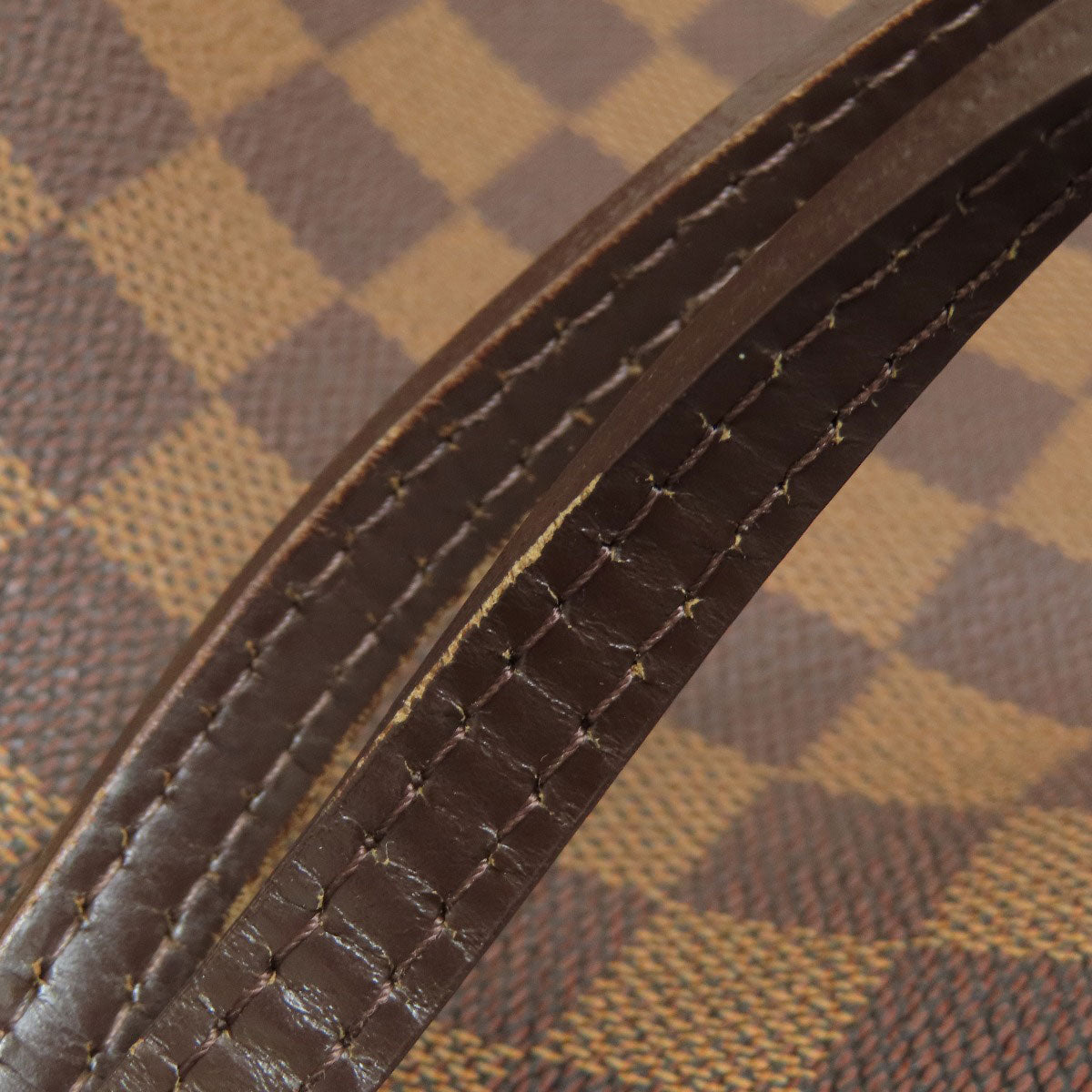 Louis Vuitton Neverfull                                      MM Damier Ebene