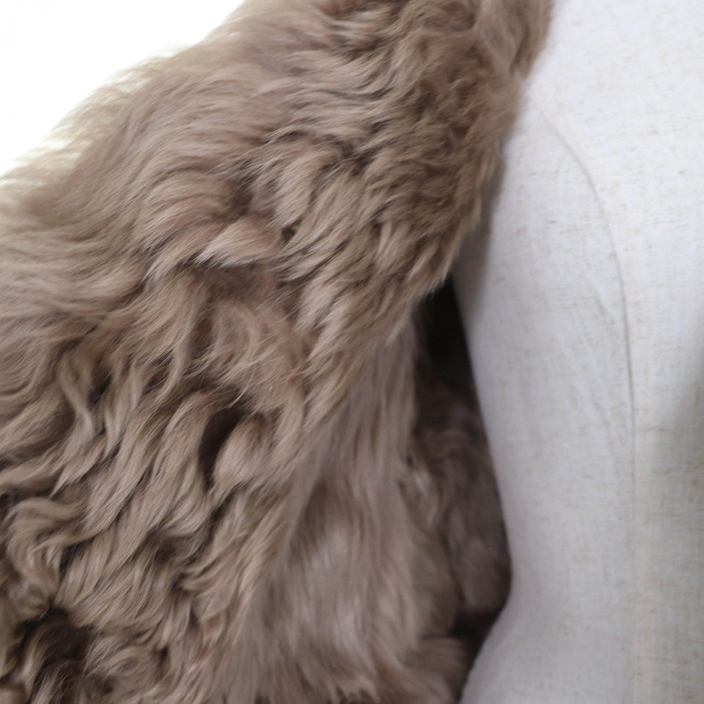 BURBERRY – Sheepskin Mouton Coat with Belt – Beige – Size 42 / US 8 –