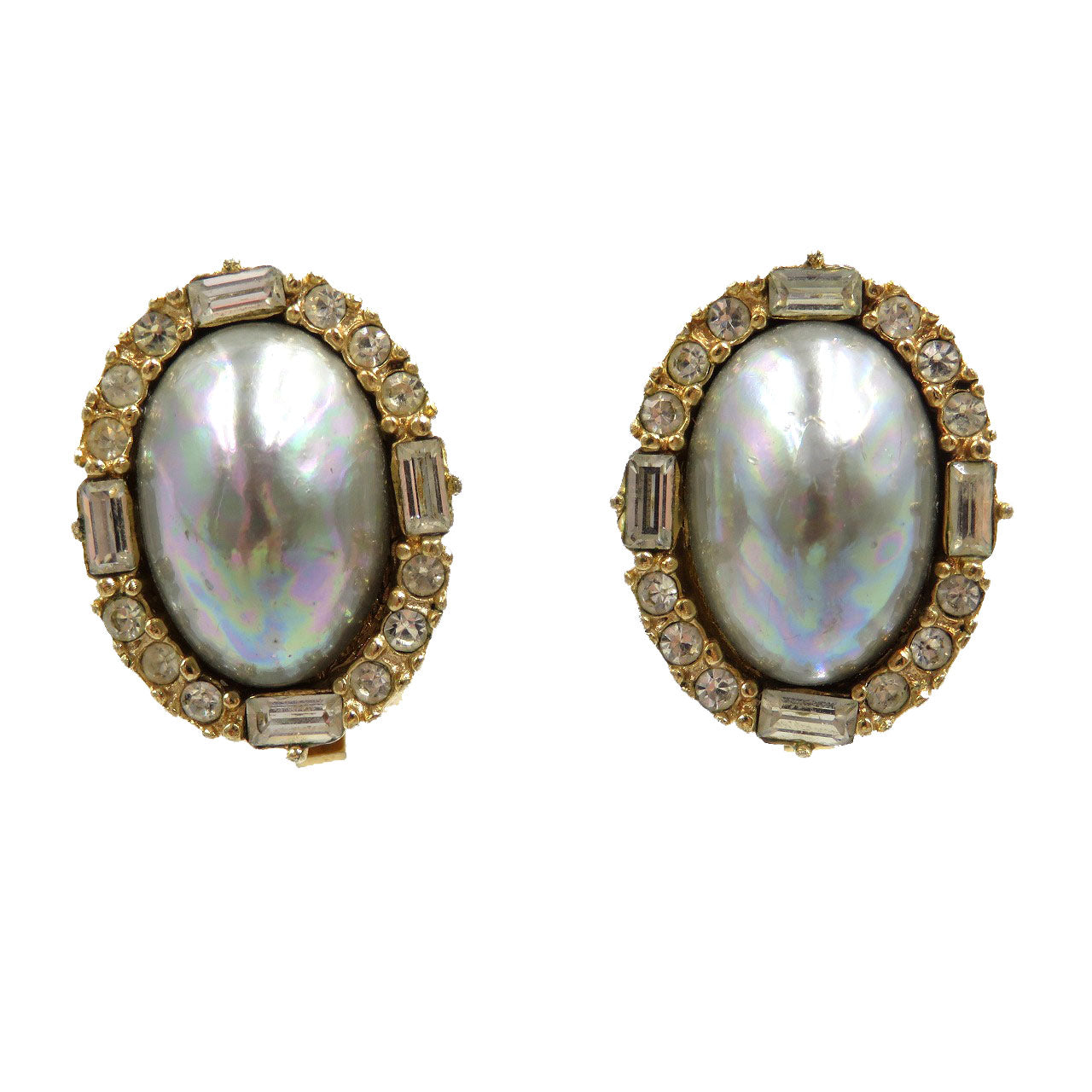 Christian Dior       Clip-On Earrings 
Circa 1980 Made in Germany 100% Authentic ✨Pristine Pre-Owned Vintage Condition