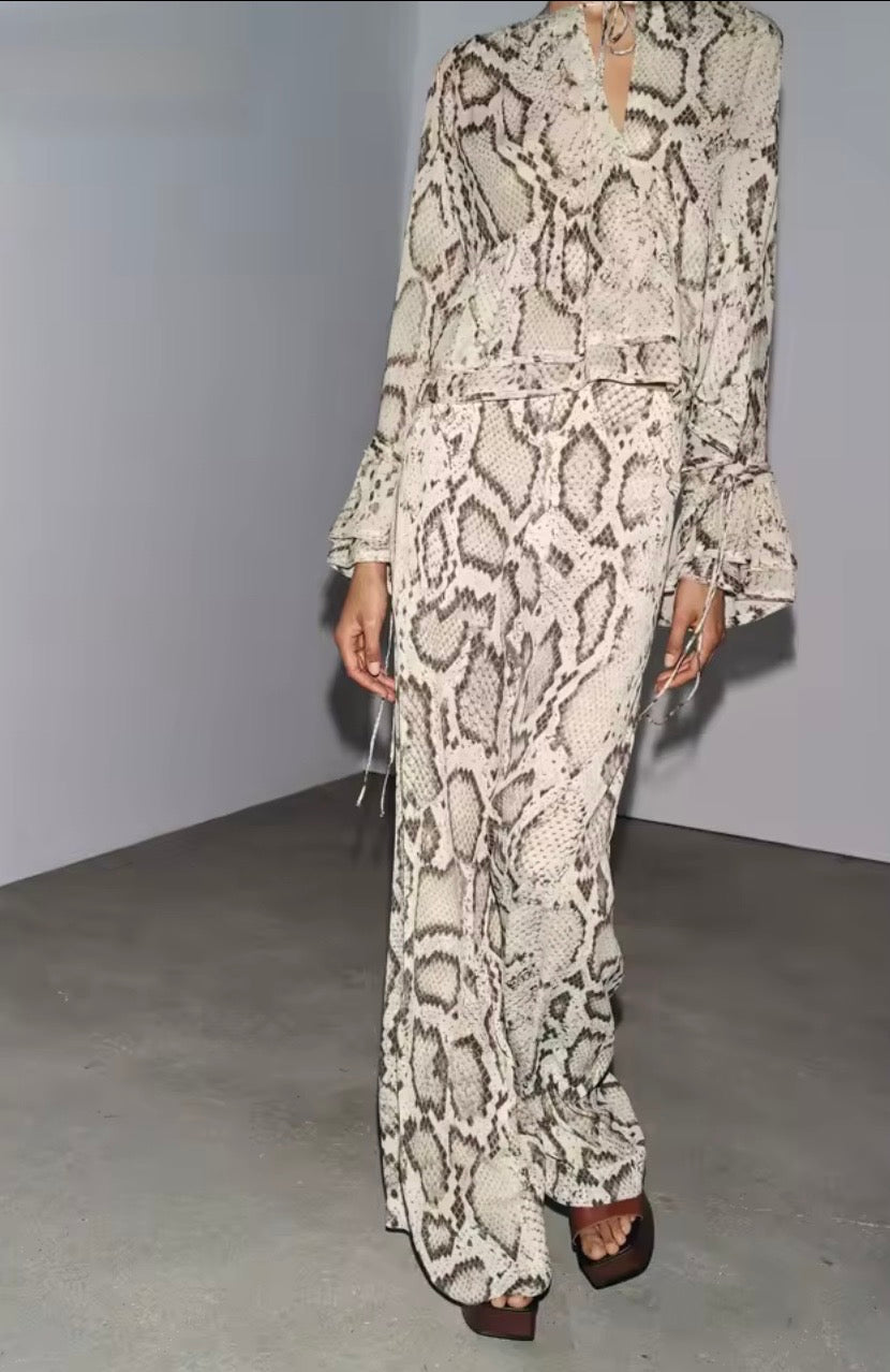 Women’s Snake Print Blouse & Wide-Leg Pants Set | Lightweight Vacation & Summer