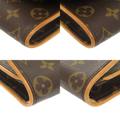 LOUIS VUITTON – Pochette Twin PM –. – Marc Jacobs – 2000 – 100% Authentic Pre-Owned ✨ Good Vintage Condition✨