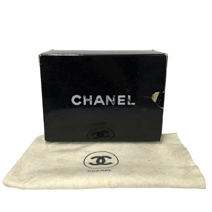 CHANEL Vintage Matelassée Caviar Leather, Gold-Tone Hardware, Made in Italy, 1st Series (Circa 1989–1991) – Pre-Owned, 100% Authentic
