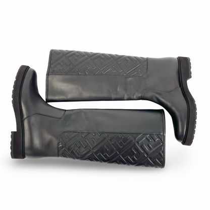 FENDI – Long Boots Zucca Embossed FF Motif – 2021 – 100% Authentic ✨Excellent Pre-Owned with light use Condition
