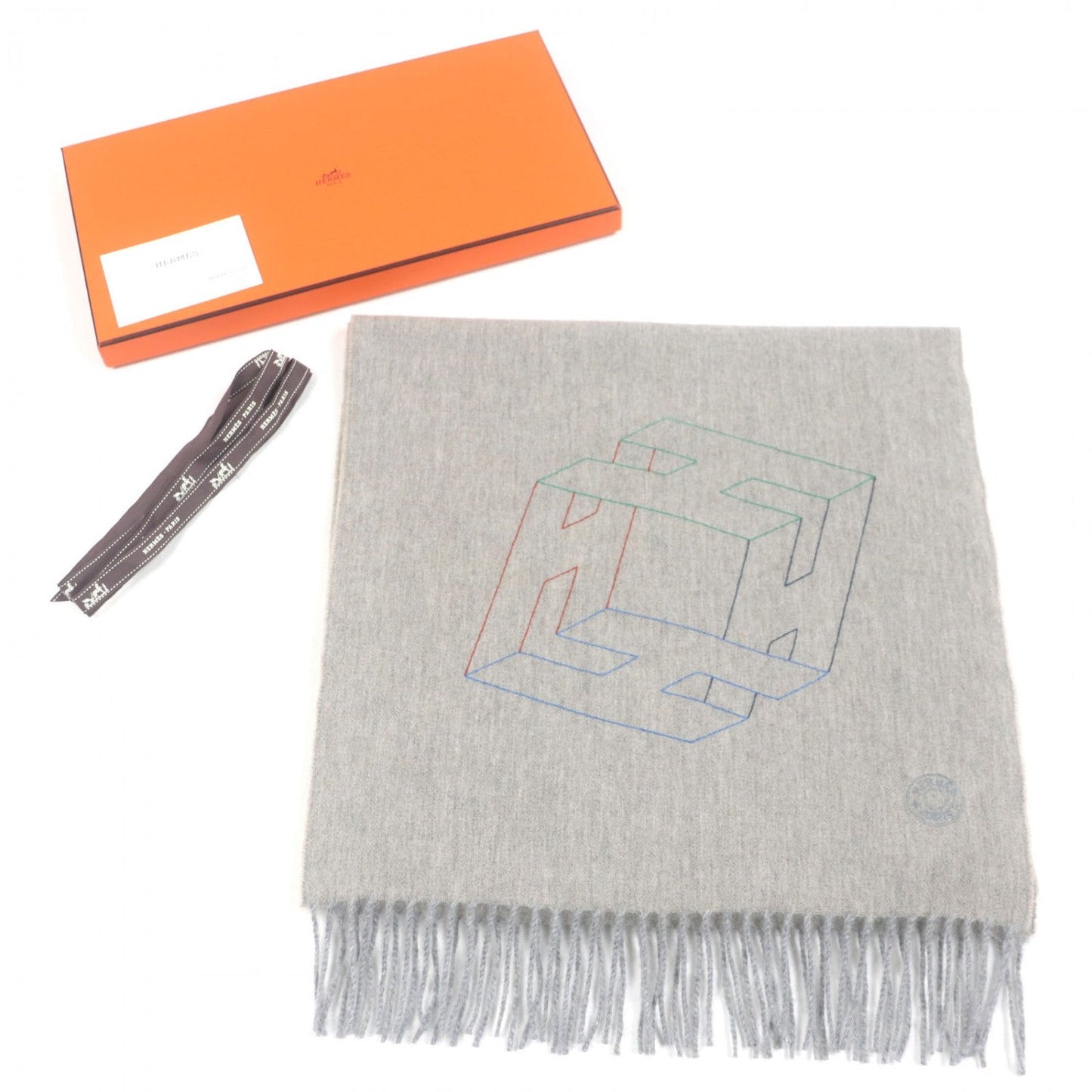 HERMÈS Perpetual Scarf Cashmere Gray