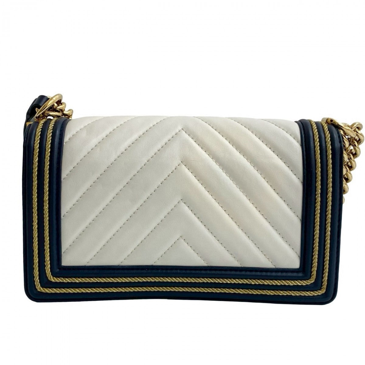 CHANEL Boy Bag – White Lambskin with COCO Mark – Karl Lagerfeld Collection, 2019 – 100% Authentic ✨Very Good Pre-Owned Condition
