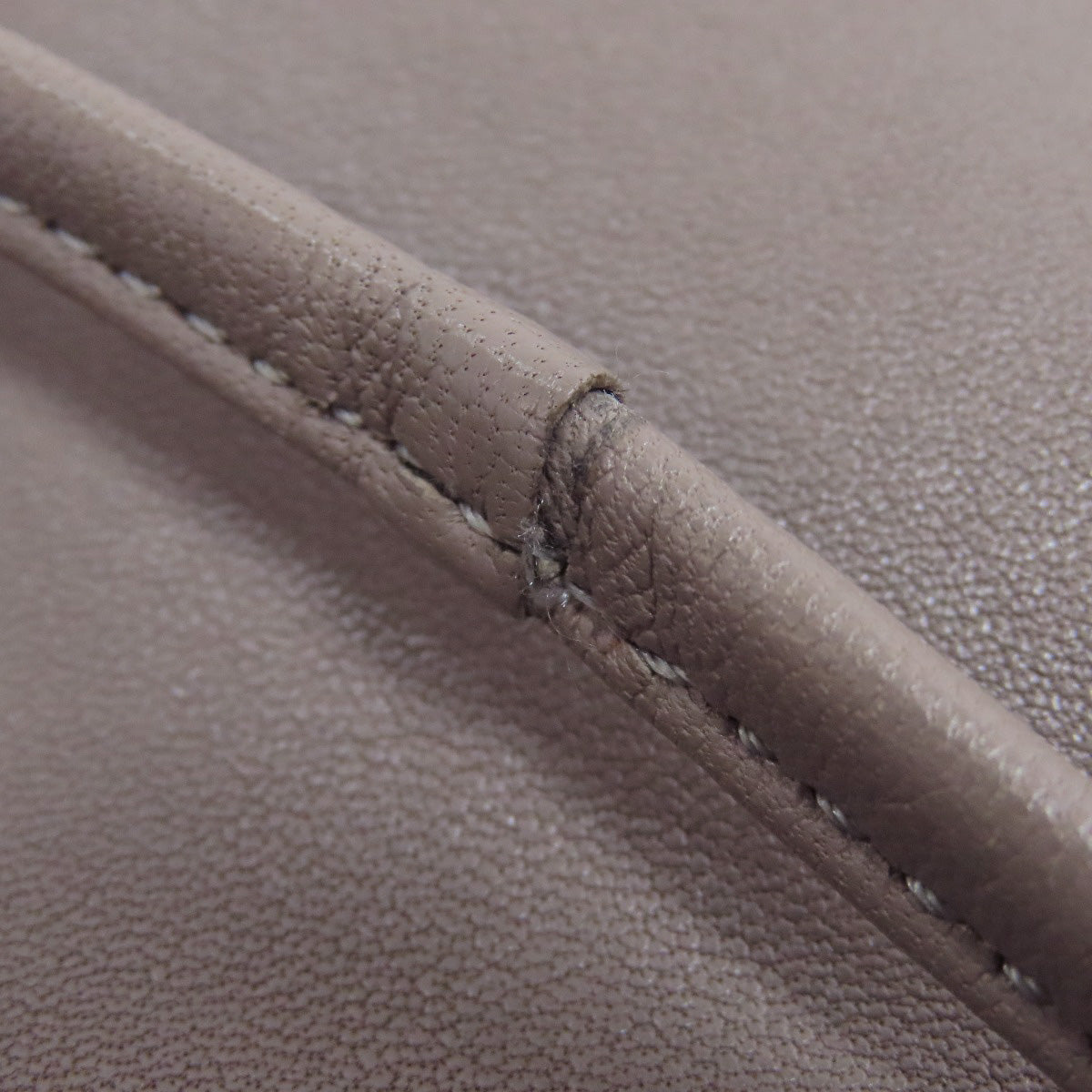 Longchamp Classic Leather Logo Line (2000s Collection) Leather Gray – 100% Authentic ✨Excellent Pre-Owned