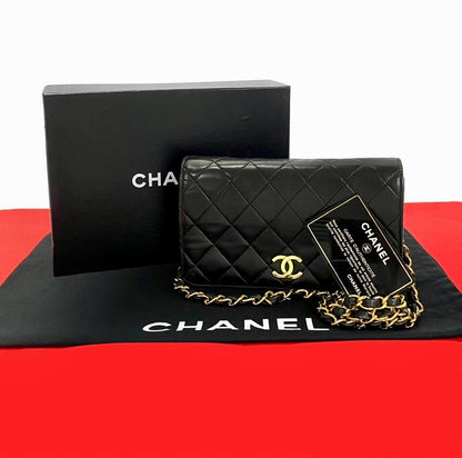 CHANEL – Shoulder Bag – – Karl Lagerfeld – 1996–1997 – 100% Authentic Pre-Owned
Item No.