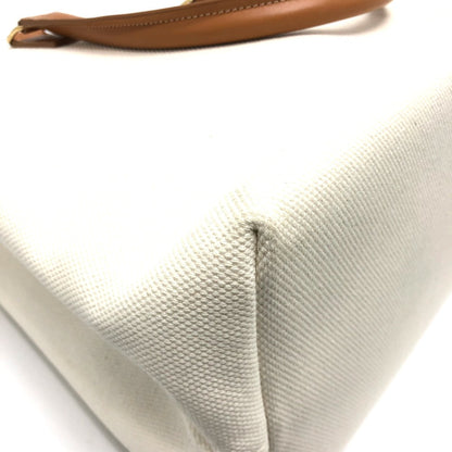 CELINE – Tote by Hedi Slimane in 2022 – 100% Authentic ✨Excellent Pre-Owned Condition .