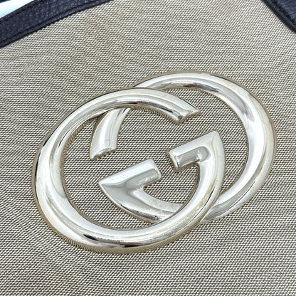 GUCCI  GG Logo tote by Frida Giannini – 2000’s – 100% Authentic Pre-Owned ✨Excellent condition with light wear