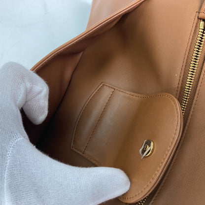 Dior Brown Clutch Dior double Médium 100% authentic       Pre owned ✨Near New✨ Condition