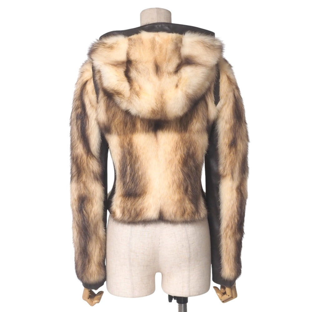Dolce & Gabbana hooded jacket of brown leather and polecat fur, with goldtone logo buckle closures Size 38 –