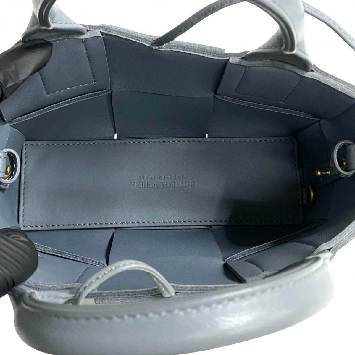 BOTTEGA VENETA – Arco Mini Intrecciato Shoulder Bag – Grey Leather –